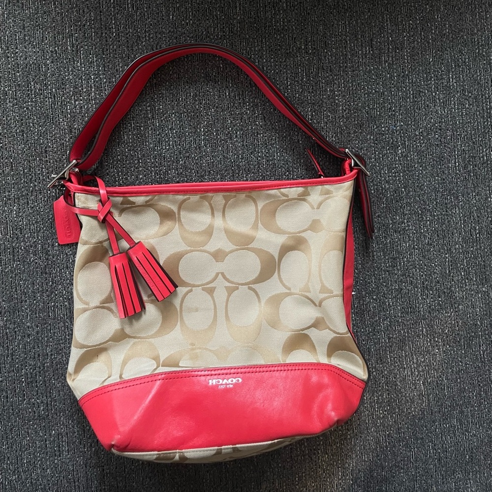 Coach Signature Duffle - Picture 2 of 4